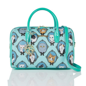 Small_Handbag_Green_Cat_Portraits_frt_01